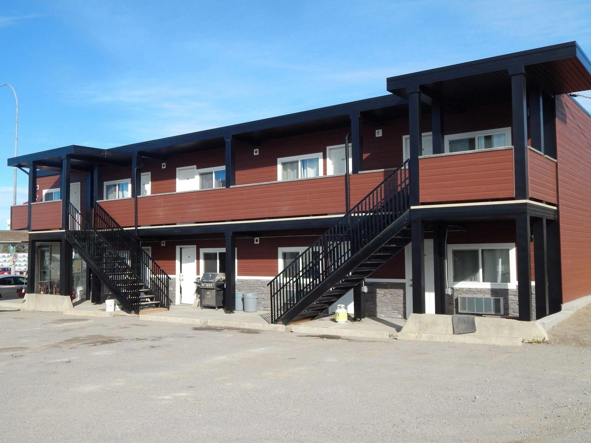 Hinton Highway Inn Esterno foto